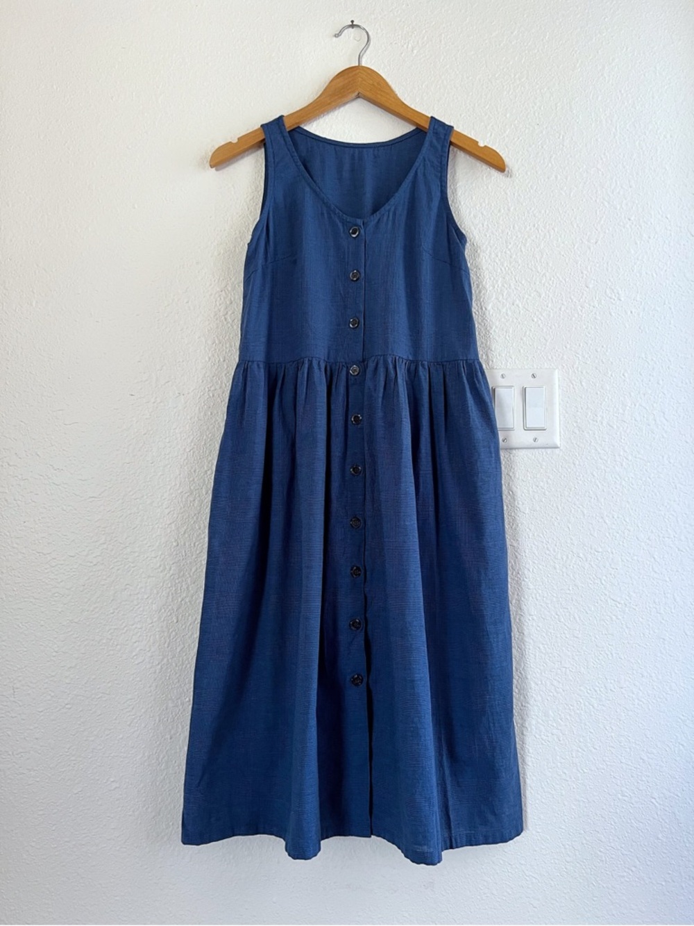 Blue linen Sleeveless Button-Front dress XS / S